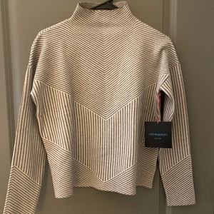 NWT. Brown/Cream Long Sleeve Sweater.